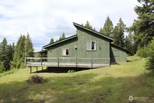 302 Davies Rd, Oroville, WA 98844 - Photo 18