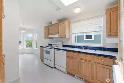 627 Andrew Drive, Burlington, WA 98233 - Photo 12