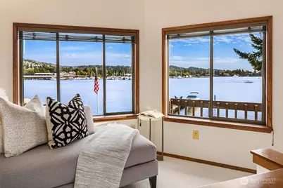 11055 SE Lake Road, Bellevue, WA 98004 - Photo 14