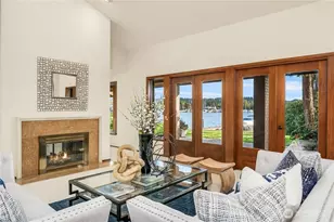 11055 SE Lake Rd, Bellevue, WA 98004 - Photo 4