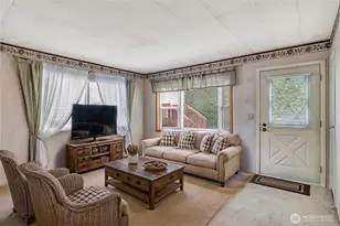 17044 Woodcrest Dr NE, Bothell, WA 98011 - Photo 4