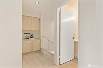 6631 114th Avenue SE, Bellevue, WA 98006 - Photo 16