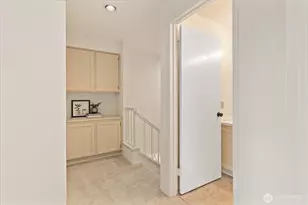 6631 114th Ave SE, Bellevue, WA 98006 - Photo 16