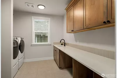 24480 NE 19th Place, Sammamish, WA 98074 - Photo 24