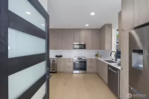 311 NW 92nd St, Seattle, WA 98117 - Photo 12