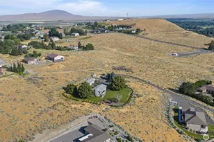 703 S 48th Ave, West Richland, WA 99353 - Photo 2