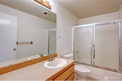 846 Livingston Bay Shore Drive, Camano Island, WA 98282 - Photo 30