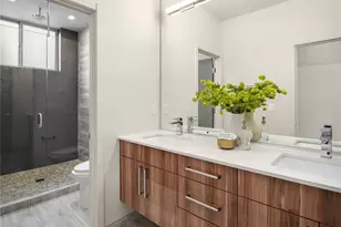 2228 10th Ave E, Seattle, WA 98102 - Photo 20