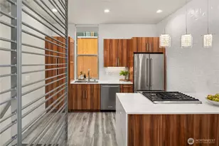 2228 10th Ave E, Seattle, WA 98102 - Photo 10