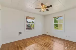 1447 9th Ave, Longview, WA 98632 - Photo 14