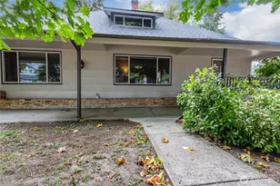 9410 355th St S, McKenna, WA 98558 - Photo 2