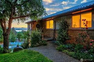 6533 38th Ave SW, Seattle, WA 98126 - Photo 2