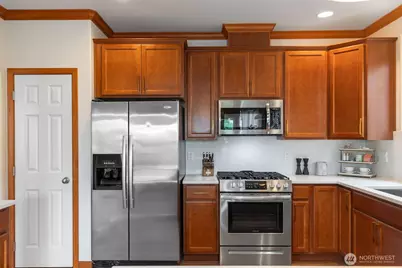 18208 2nd Place W #B, Bothell, WA 98012 - Photo 12