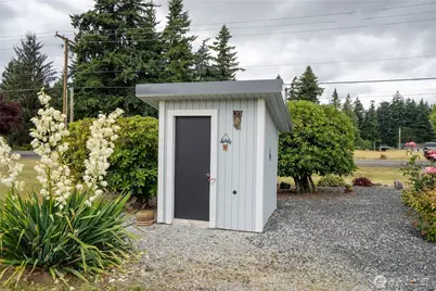 8095 Rathbone Road, Ferndale, WA 98248 - Photo 32