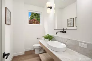 106 29th Ave E, Seattle, WA 98112 - Photo 12