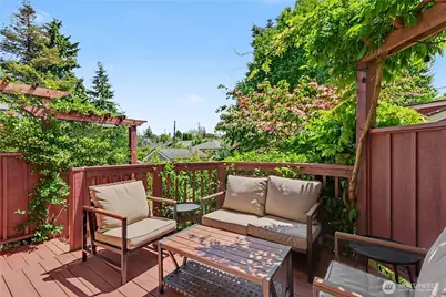 351 NW 84th Street, Seattle, WA 98117 - Photo 32