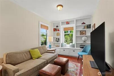 351 NW 84th Street, Seattle, WA 98117 - Photo 20