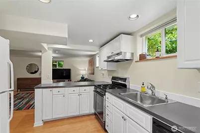 351 NW 84th Street, Seattle, WA 98117 - Photo 36