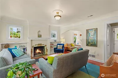 351 NW 84th Street, Seattle, WA 98117 - Photo 4