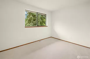 18311 NE 105th Ct, Redmond, WA 98052 - Photo 22