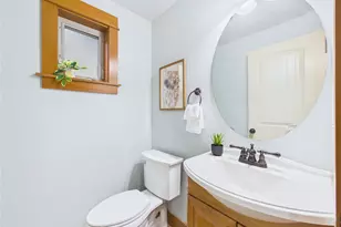 741 N 94th St, Seattle, WA 98103 - Photo 20