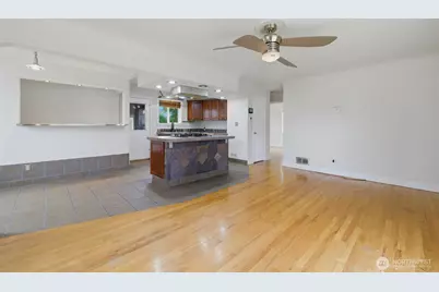 16 Oak Park Drive SW, Lakewood, WA 98499 - Photo 8