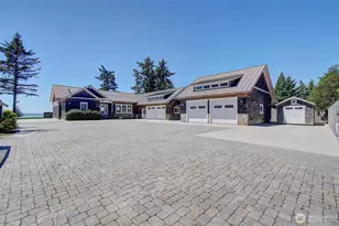 831 Riverview Ln, Chinook, WA 98614 - Photo 1