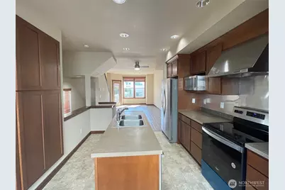 4436 44th Avenue SW #A, Seattle, WA 98116 - Photo 6