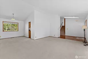 5036 NE 21st St, Renton, WA 98059 - Photo 8