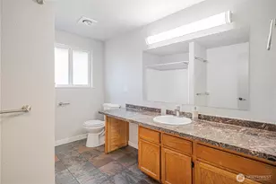 10010 15th Ave Ct E, Tacoma, WA 98445 - Photo 10