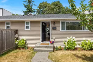 3300 Government Way, Seattle, WA 98199 - Photo 2