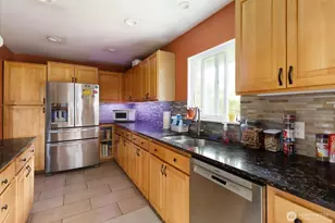 462 SE Quaker St, Oak Harbor, WA 98277 - Photo 10