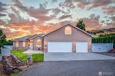 87 Springhill Drive, East Wenatchee, WA 98802 - Photo 1