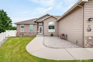 87 Springhill Dr, East Wenatchee, WA 98802 - Photo 2