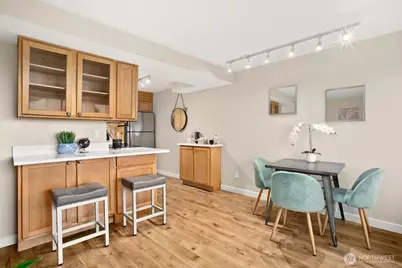 1601 Taylor Avenue N #405, Seattle, WA 98109 - Photo 8