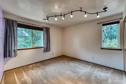 406 Pennie Lane, Bremerton, WA 98310 - Photo 10