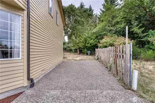 406 Pennie Ln, Bremerton, WA 98310 - Photo 36