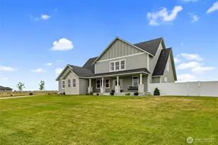 7979 SE Dune Lake Rd, Moses Lake, WA 98837 - Photo 2