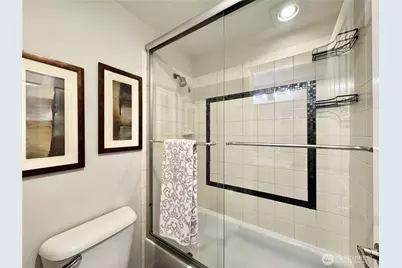 2138 N 113th Street #B, Seattle, WA 98133 - Photo 16