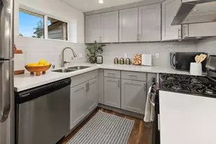5702 239th Pl SW, Mountlake Terrace, WA 98043 - Photo 12
