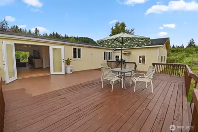 18268 Colony Road, Bow, WA 98232 - Photo 8