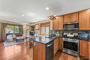 4105 Fremont Ave N, Seattle, WA 98103 - Photo 8