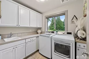 20208 Island Pkwy E, Lake Tapps, WA 98391 - Photo 34