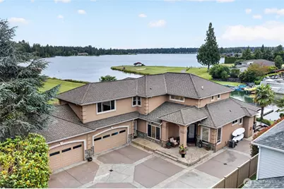 20208 Island Parkway East, Lake Tapps, WA 98391 - Photo 4
