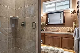 20208 Island Pkwy E, Lake Tapps, WA 98391 - Photo 24