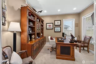 20208 Island Pkwy E, Lake Tapps, WA 98391 - Photo 10