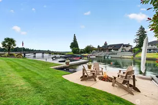 20208 Island Pkwy E, Lake Tapps, WA 98391 - Photo 2