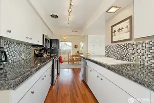 10221 132nd Ave NE, Kirkland, WA 98033 - Photo 4