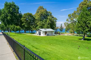2220 W Woodin Ave, Chelan, WA 98816 - Photo 38
