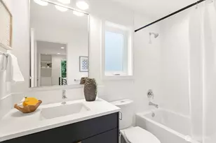 2815 W Bertona St, Seattle, WA 98199 - Photo 10
